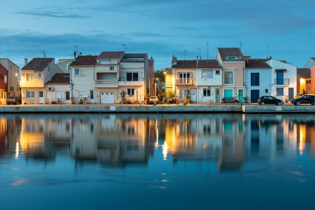 Le Calme A Deux Pas Du Port De Sete Apartment Exterior photo
